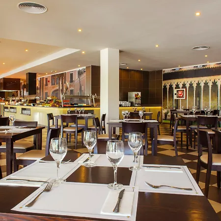 Iberostar Club Cala Barca - Hotel 4*
