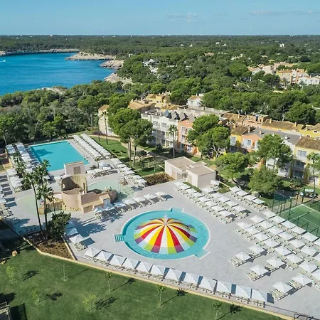Hotel Iberostar Club Cala Barca - 4*
